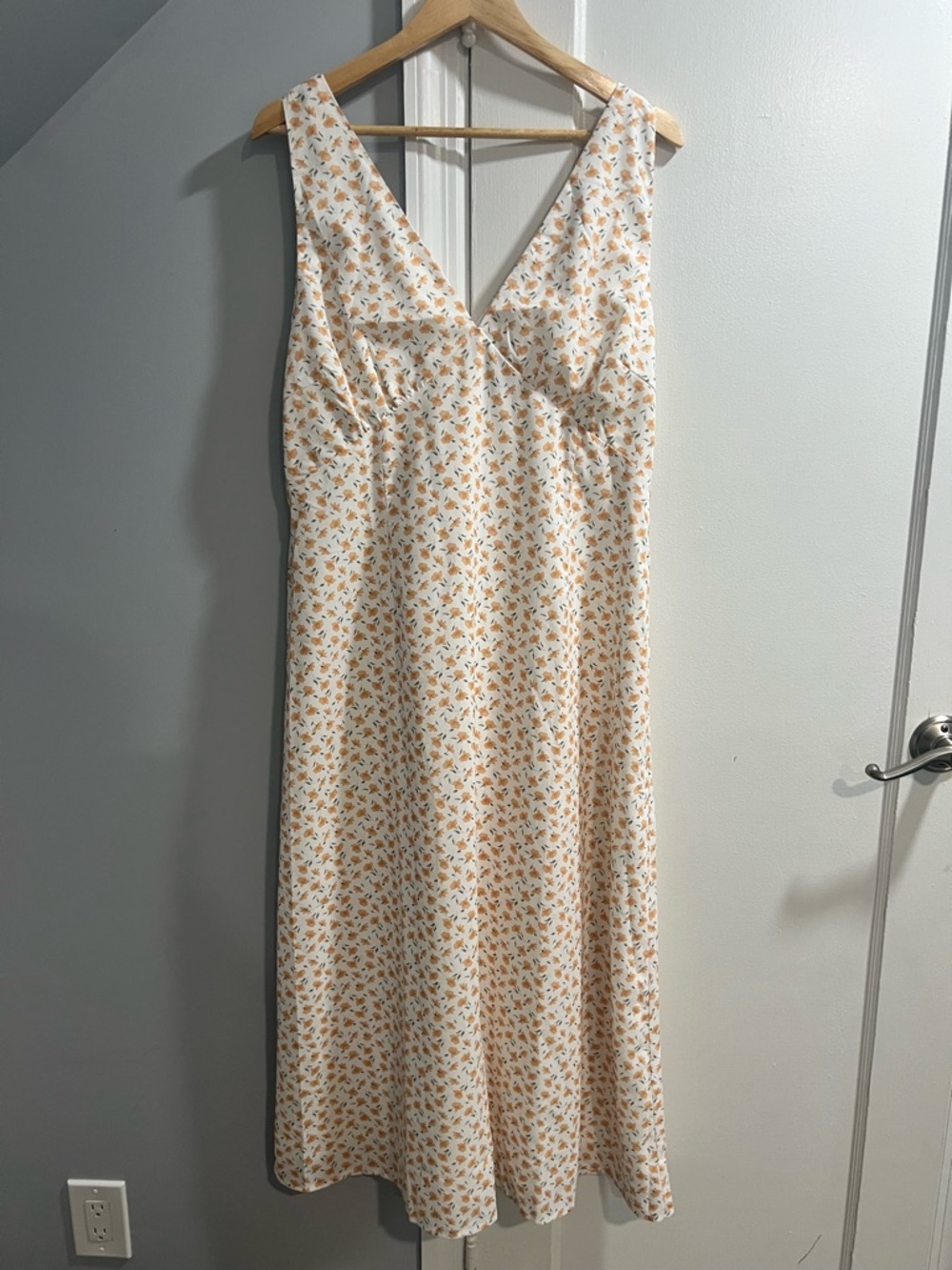 Kittenish Cream Maxi Dress with Orange Floral Print